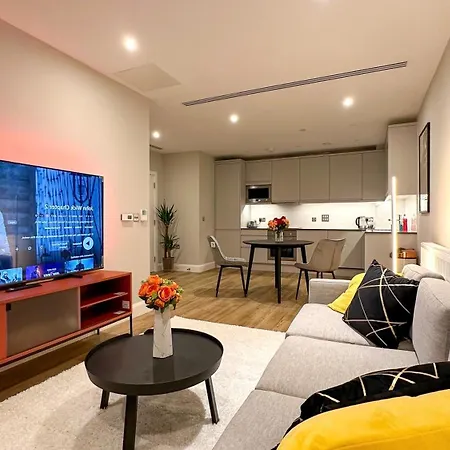 Duplex 3Bed 3Bath Modern Fast Wifi - Luxurylondonstays